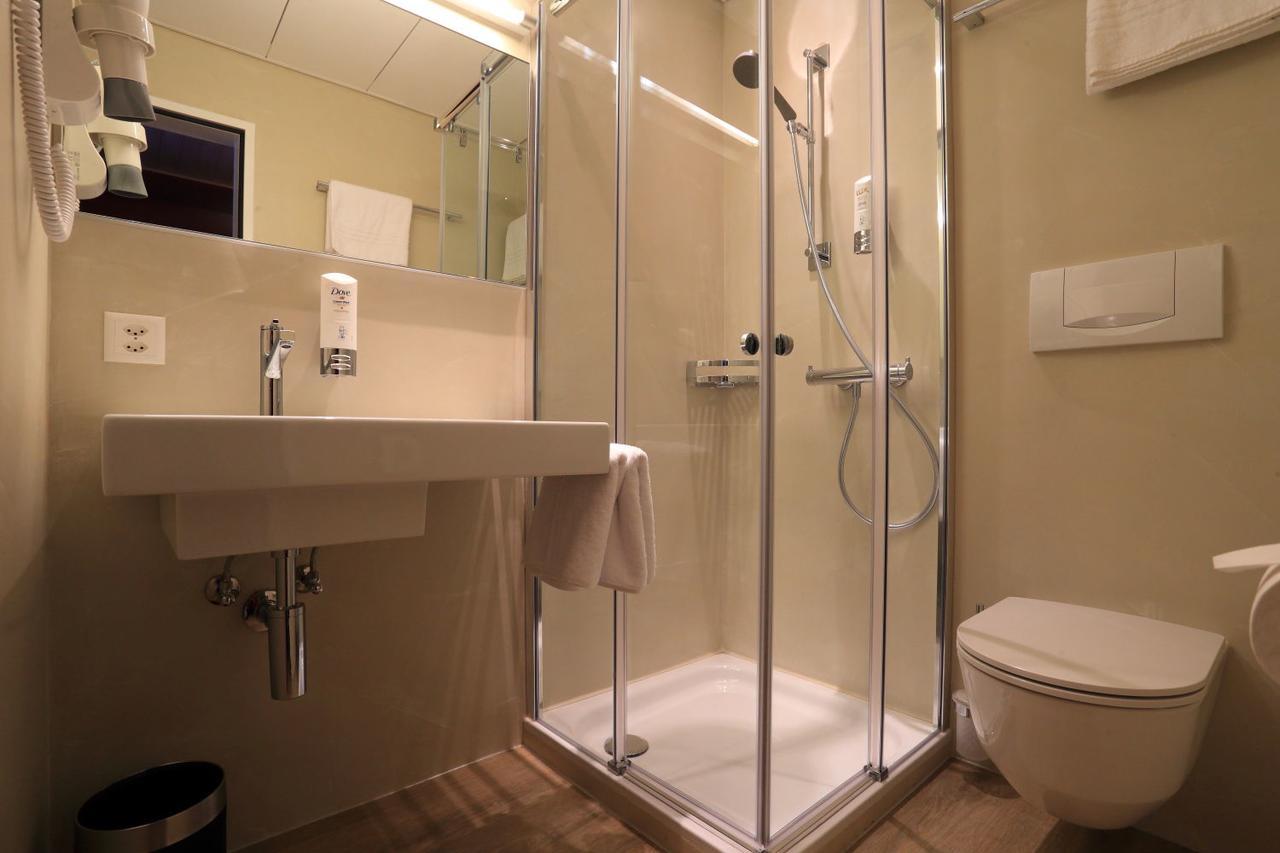 Hotel Elvezia 아스꼬나 외부 사진